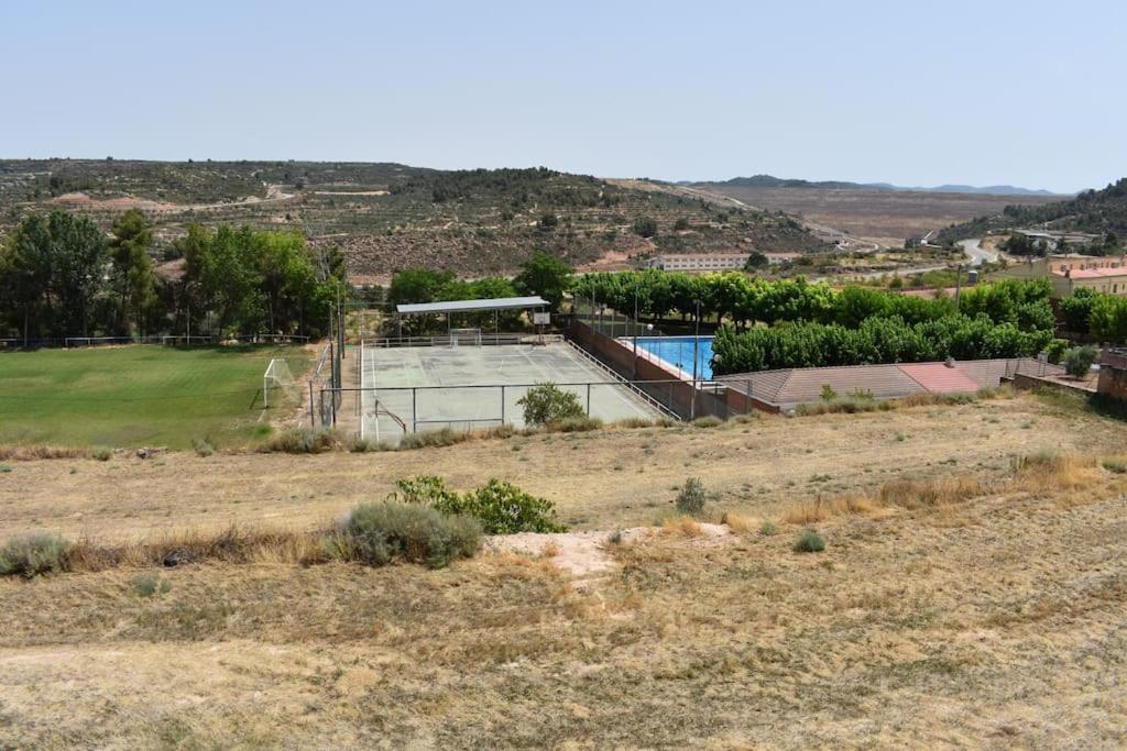 La Casa De La Raval De L'Albages Villa Exteriör bild