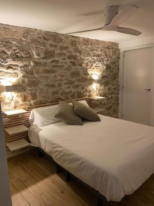 La Casa De La Raval De L'Albages Villa Exteriör bild
